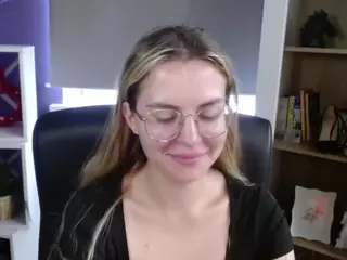 ZoeyFancy's Live Sex Cam Show