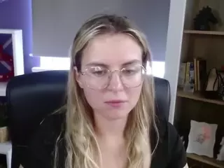 ZoeyFancy's Live Sex Cam Show