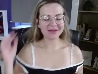 ZoeyFancy's Live Sex Cam Show