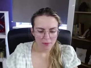 ZoeyFancy's Live Sex Cam Show