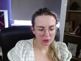 ZoeyFancy's Live Sex Cam Show