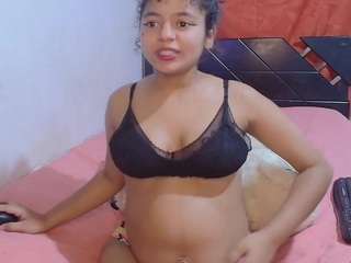 winnifergonzalez Live Webcam on CamSoda