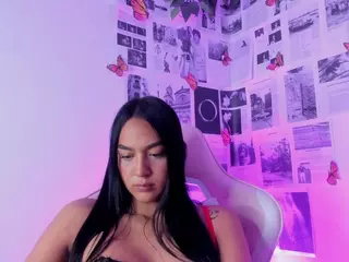 EmmaBruns's Live Sex Cam Show