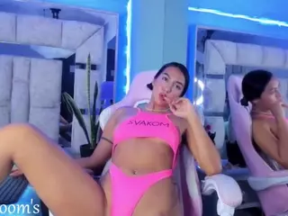 EmmaBruns's Live Sex Cam Show