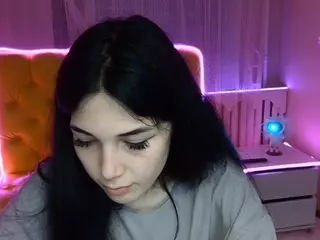 LiyaFrench's Live Sex Cam Show