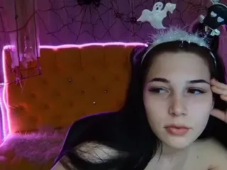 LiyaFrench's Live Sex Cam Show