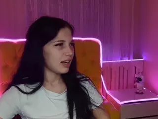 LiyaFrench's Live Sex Cam Show