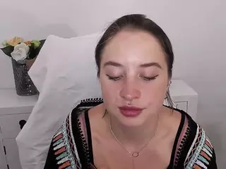 LisaCute's Live Sex Cam Show
