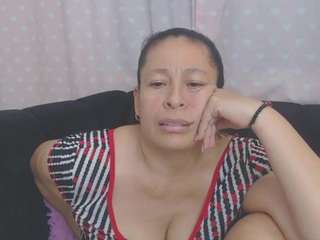 martina-miilf webcam model