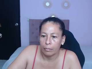 le modèle martina-miilf est en webcam porno dans un show sur le site camsoda, il possède les tags suivants: anal toys,joi,toys,tattoos,spank,smoking,shower,shaved-pussy,pussy,pov,middle aged,mature,ass,lovense,fingers,fetish,feet,drinking,dildo,cum