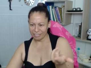 martina-miilf Sex Cam Show