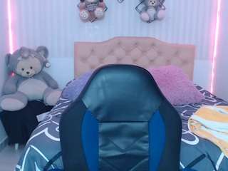 martina-miilf live webcam show