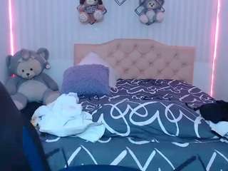 martina-miilf live webcam show