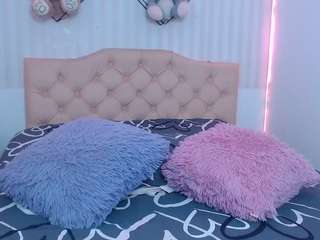 martina-miilf live webcam show