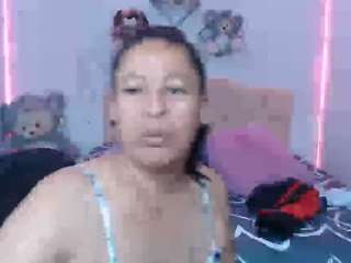 martina-miilf live webcam show