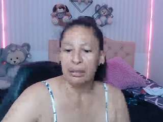 martina-miilf live webcam show