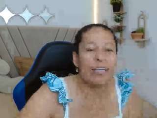 martina-miilf live cam preview