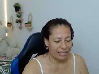 martina-miilf live cam preview
