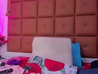 MillyStonne's Live Sex Cam Show