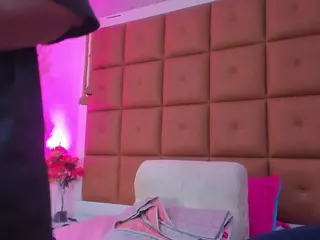 MillyStonne's Live Sex Cam Show
