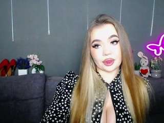 stacyyellig Live Webcam on CamSoda