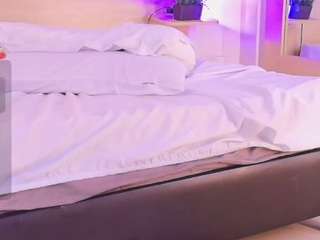 Live Sex Chat with niickypurple (@niickypurple)