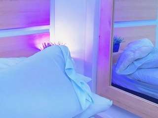 niickypurple live cam profile