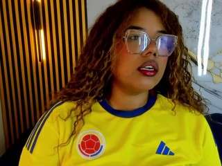Live cam show with Your_big_ebony_goddess