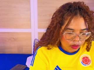 Live cam show with Your_big_ebony_goddess