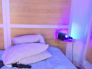 niickypurple live webcam show