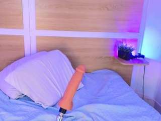 niickypurple live webcam show