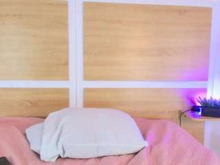 Your_big_ebony_goddess live cam preview