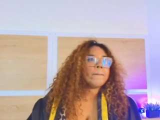Your_big_ebony_goddess live cam preview