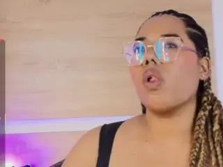 niickypurple's Live Sex Cam Show