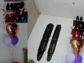 sashasweetTS's Live Sex Cam Show