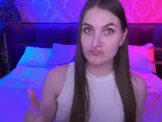 EmmyCharm's Live Sex Cam Show