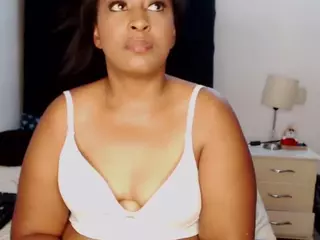 MyliBigAss's Live Sex Cam Show