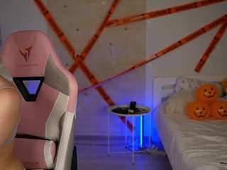 ellyary webcam