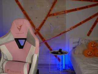 ellyary