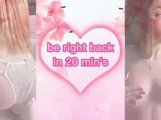 ellyary's Live Sex Cam Show