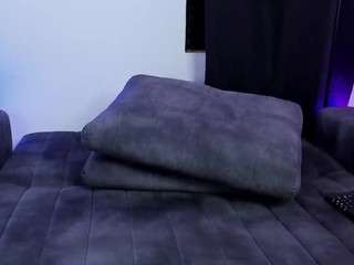  joshua-cannigia chat room