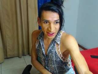 kiwi-nasty's CamSoda show and profile