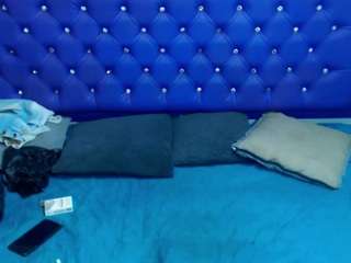 kiwi-nasty's CamSoda show and profile