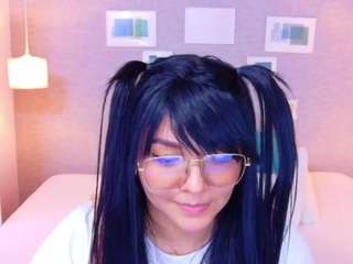 sally-harper webcam model