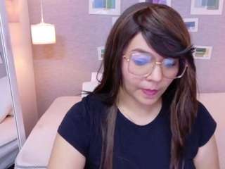 sally-harper Live Webcam on CamSoda