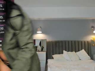 awesome-jolie Live Webcam on CamSoda