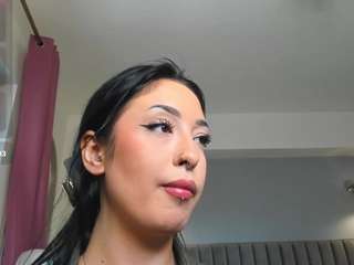 awesome-jolie live cam profile