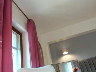 awesome-jolie webcam model