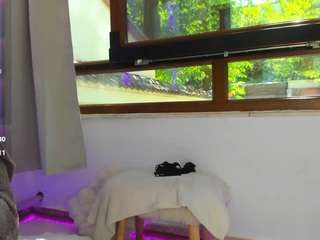le modèle awesome-jolie est en webcam porno dans un show sur le site camsoda, il possède les tags suivants: ass,lingerie,toys,thong,tease,strip,spank,shaved-pussy,orgasm,lovense,flashing,asshole,fingers,dildo,cum,creampie,brown eyes,blowjob,black hair,bikini