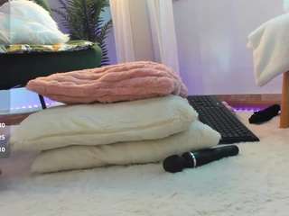 awesome-jolie Sex Cam Show